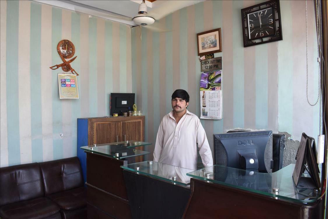 Mehran Hotel Rawalpindi Luaran gambar