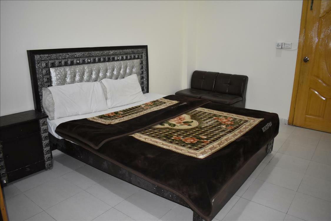 Mehran Hotel Rawalpindi Luaran gambar